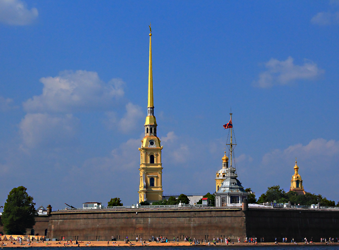 В Санкт-Петербурге - погожий день! - Михаил Лесин