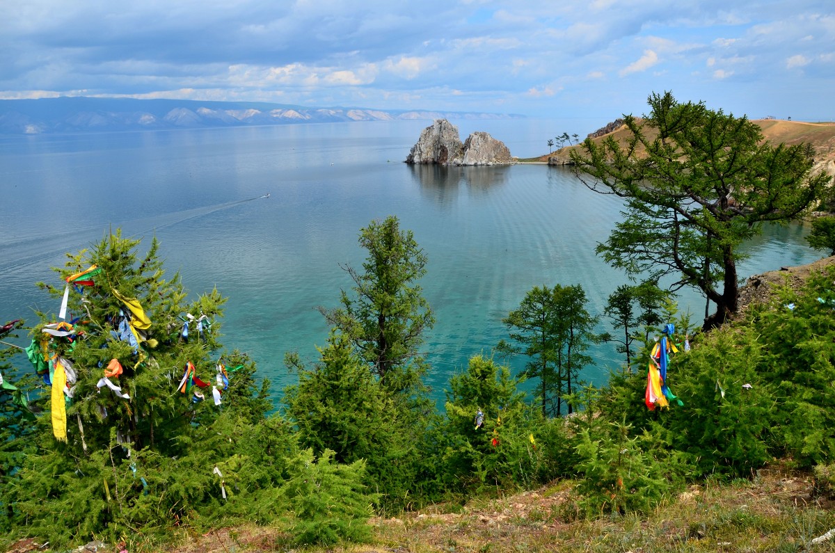 Байкал. У  скалы Шаманки - Светлана 