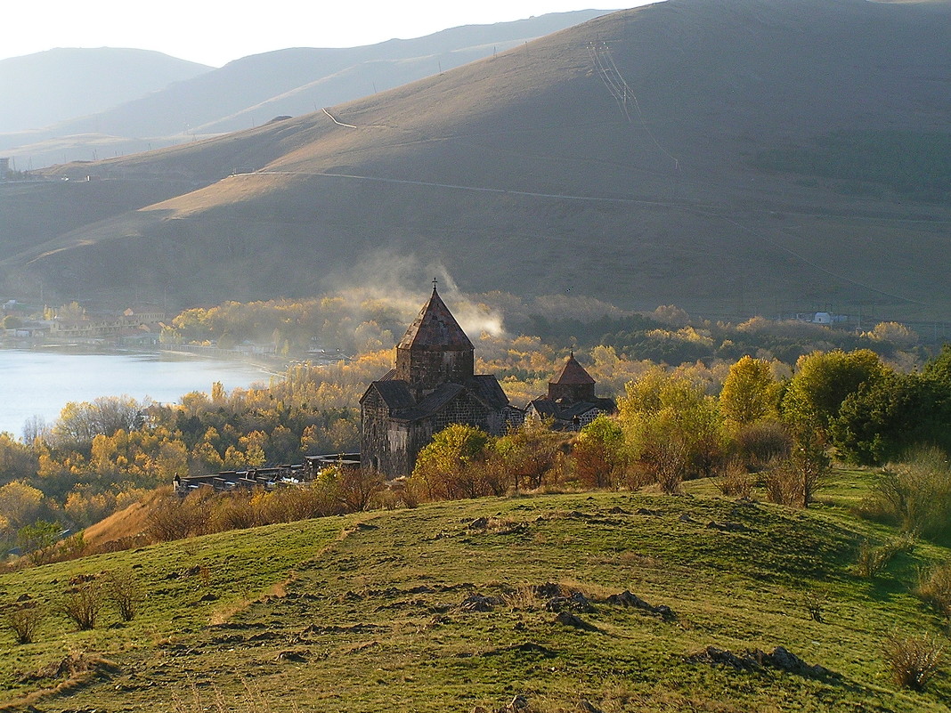 Храм на берегу озера Севан.( Армения ) - Olga Kalyapina