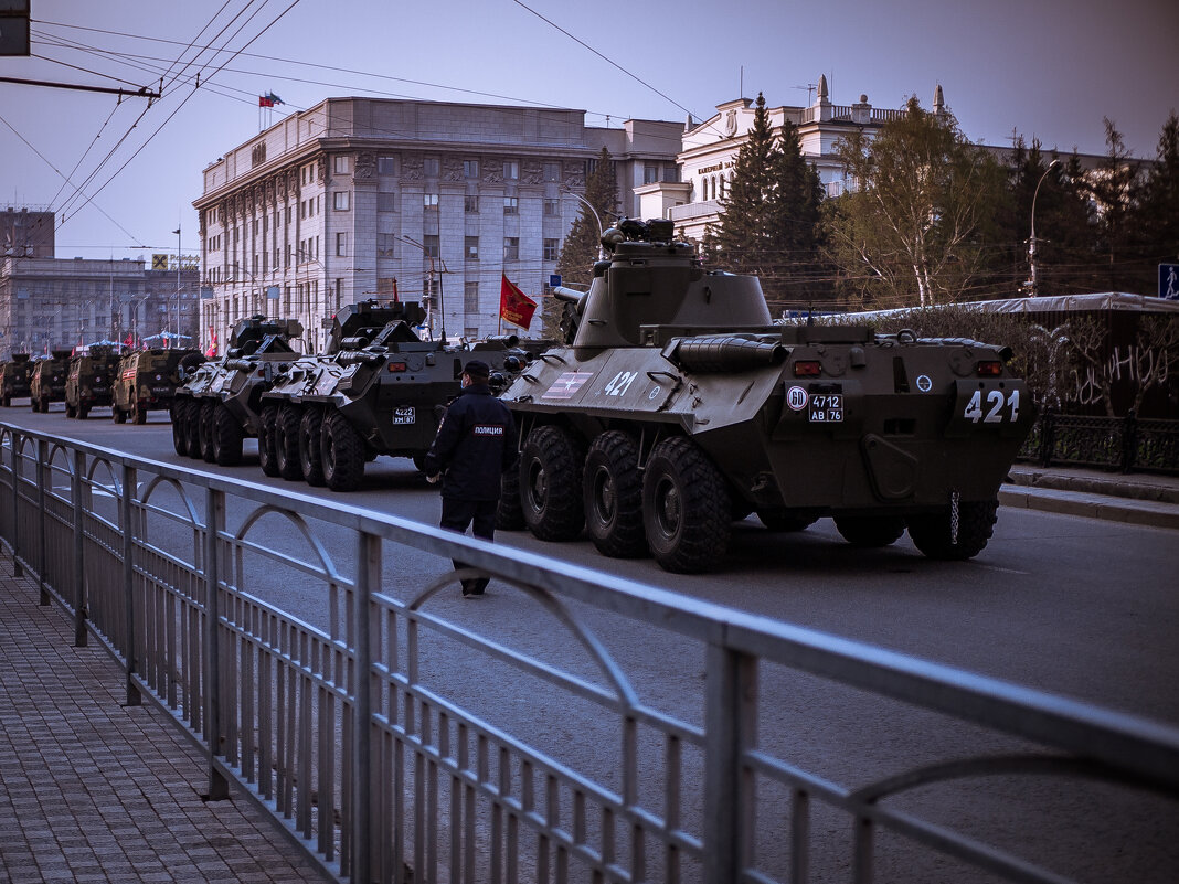 Репетиция парада Победы. Новосибирск, 7 мая - Елена Берсенёва