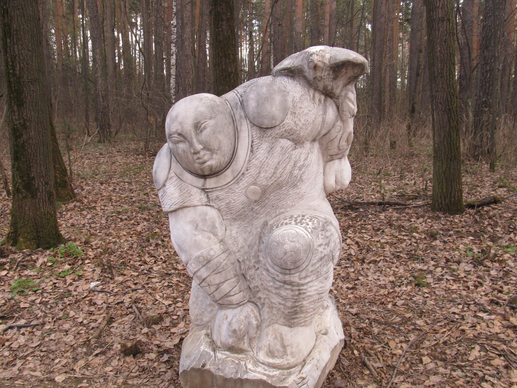 аллея скульптур в парке Маяковского - Елена Шаламова