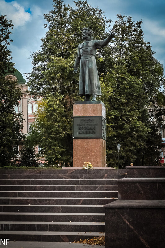 Памятник Кузьме Минину. - Nonna 