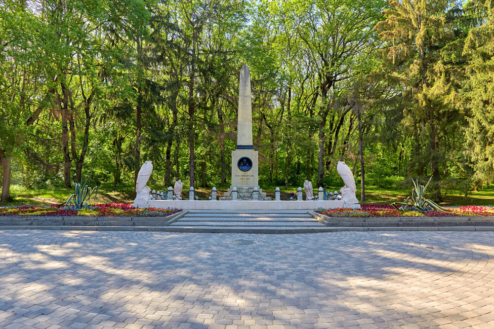 Пятигорск. Городские достопримечательности. Место дуэли Лермонтов. - Николай Николенко