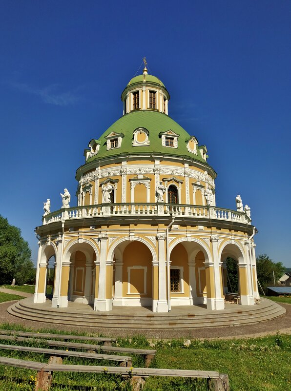 Церковь Рождества Пресвятой Богородицы - Валентина. .