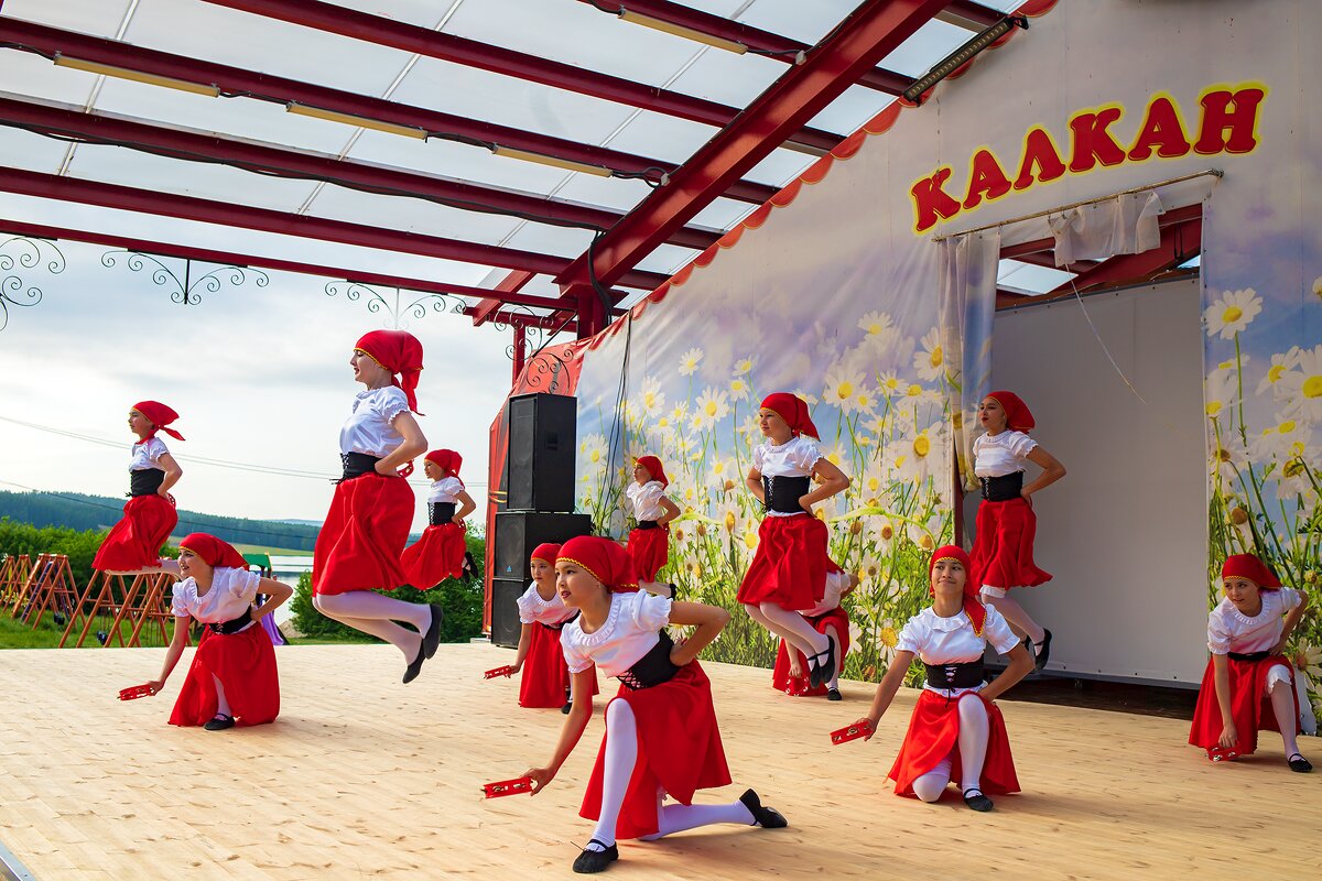 Тарантелла - Лариса Корсакова