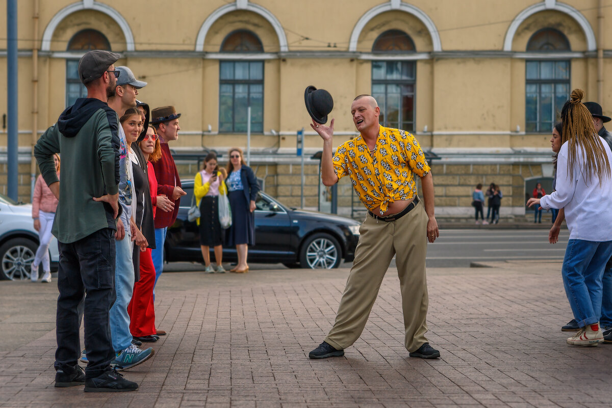 В Питере - Владимир Колесников