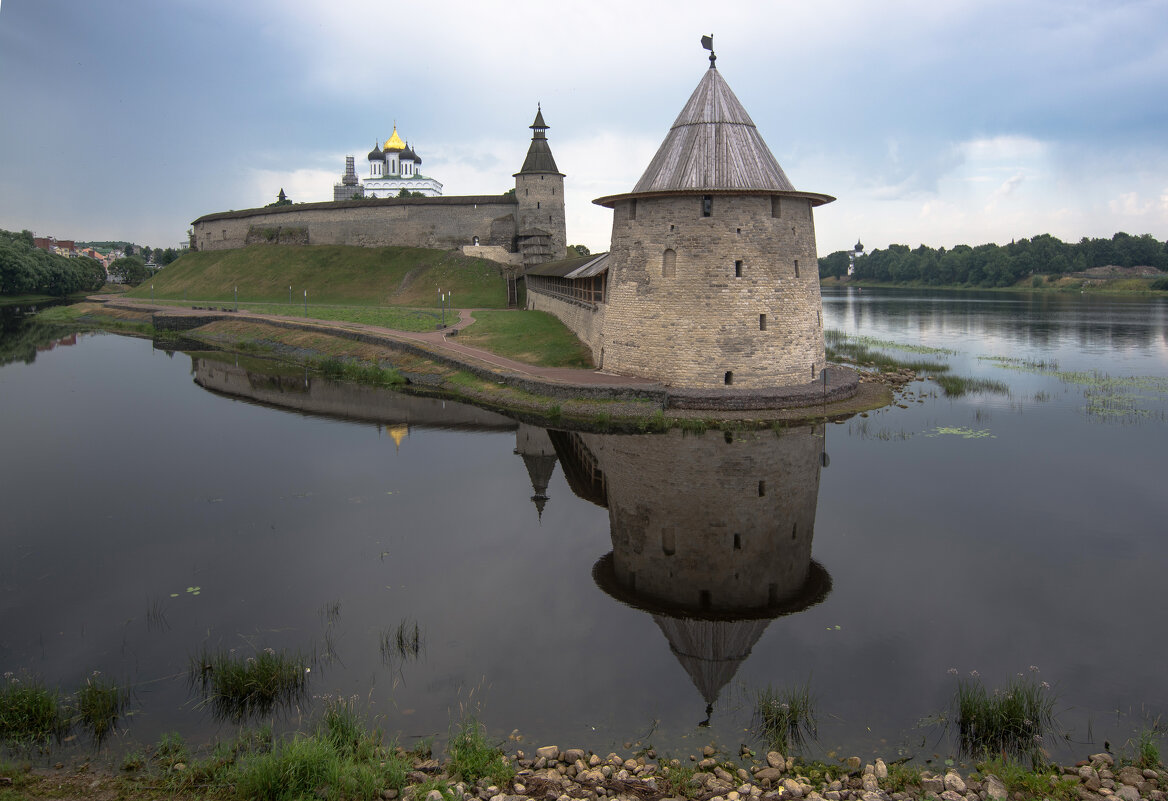 Псковский кремль - Наталья Левина