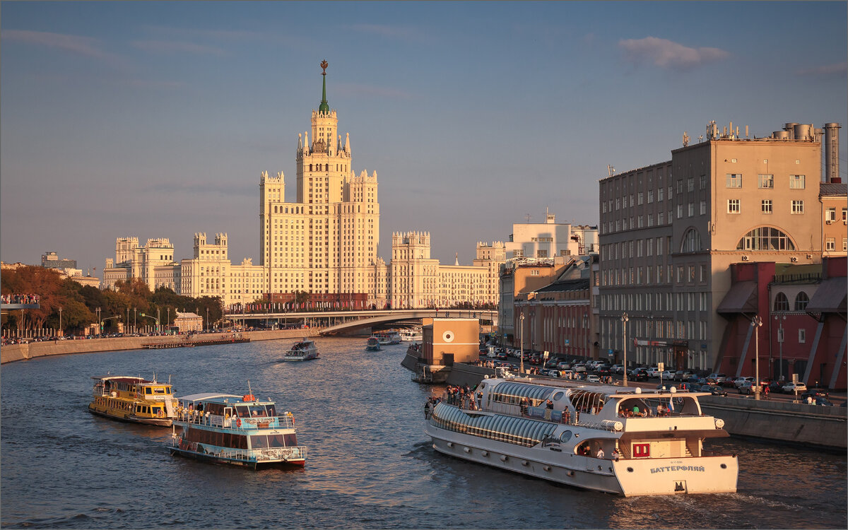 Вечер на Москве-реке... - Сергей Кичигин