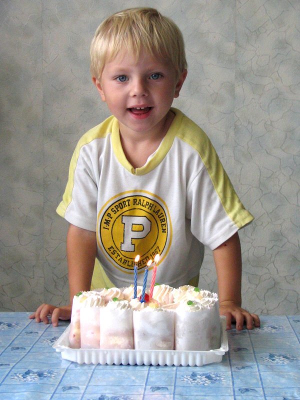 День рождения в детстве - это самый долгожданный праздник))) - Валентина Лексикова