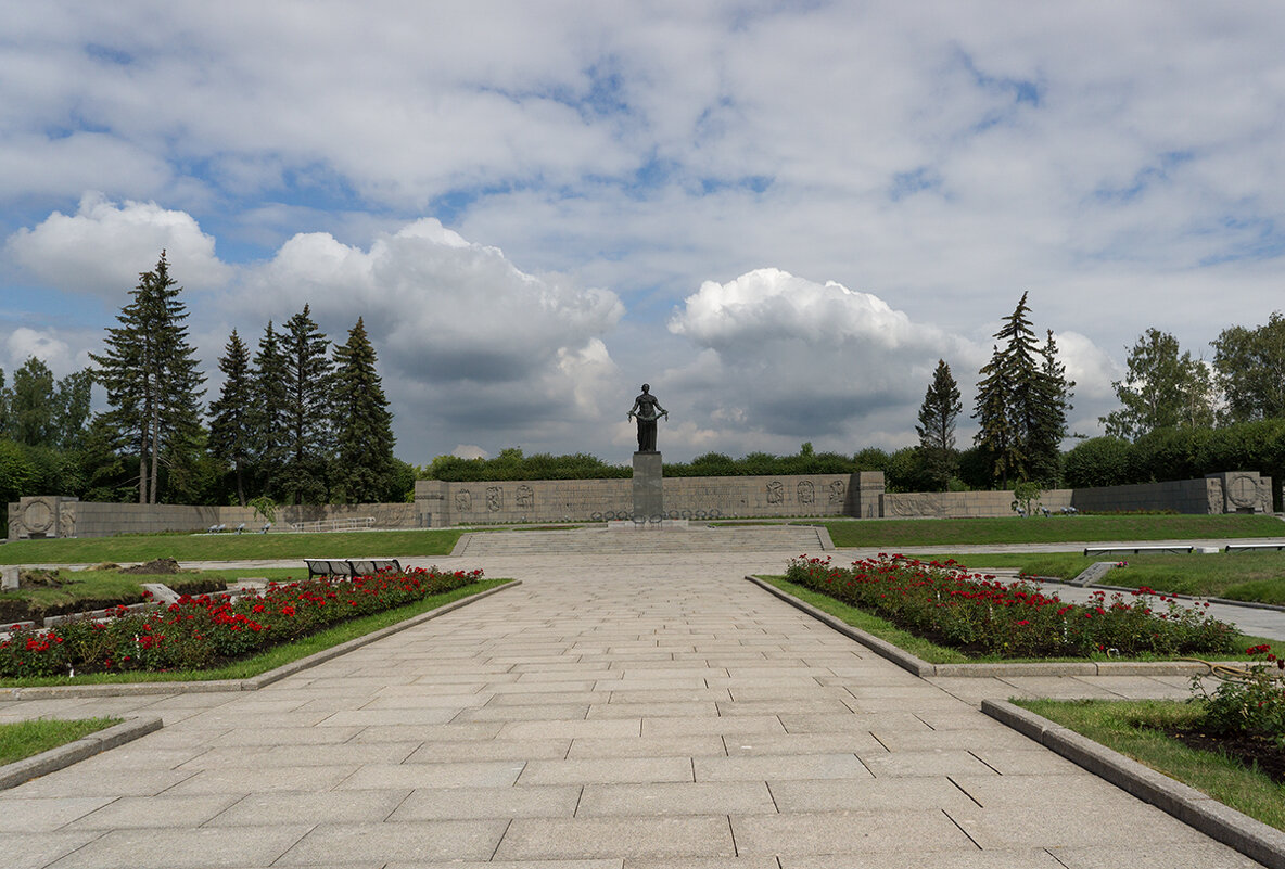 Пискаревское Мемориальное Кладбище - Ирина Соловьёва