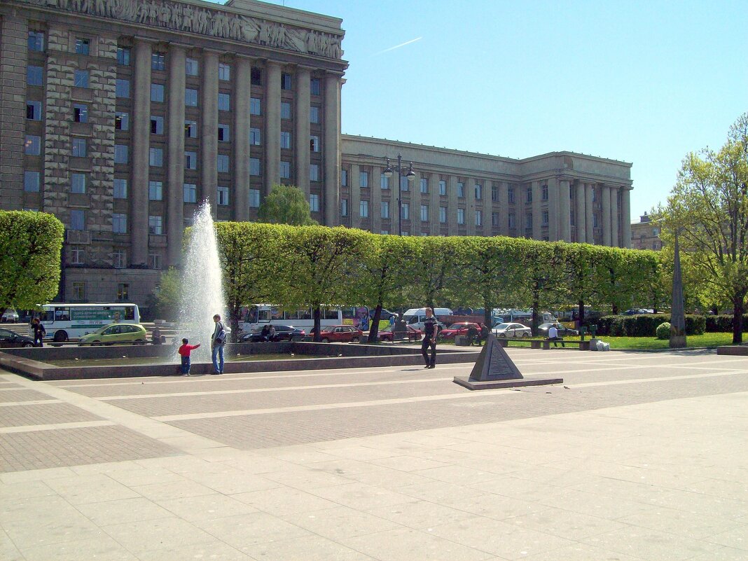 Фонтаны на Московской площади - alemigun 