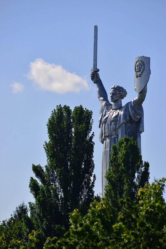 Родина-Мать в Киеве - Тамара Бедай 