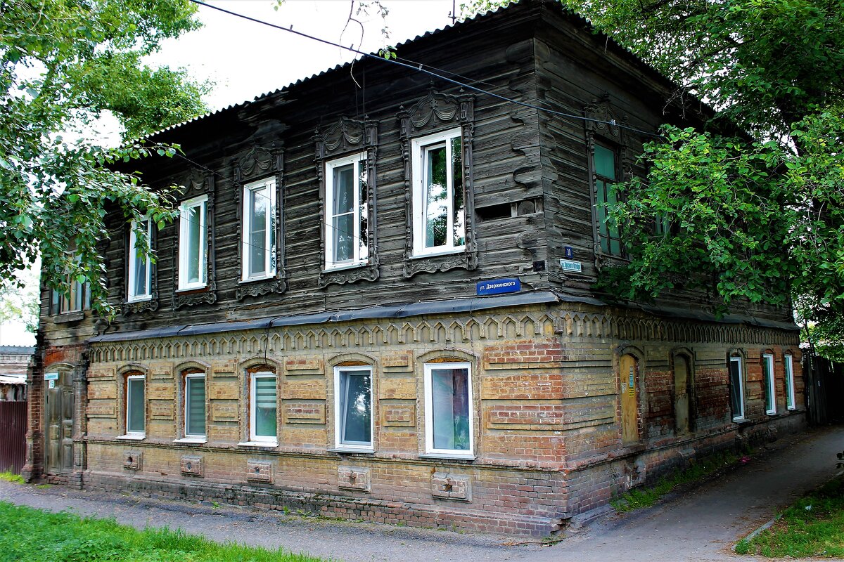 Старинный купеческий дом второй половины 19 века - Василий 