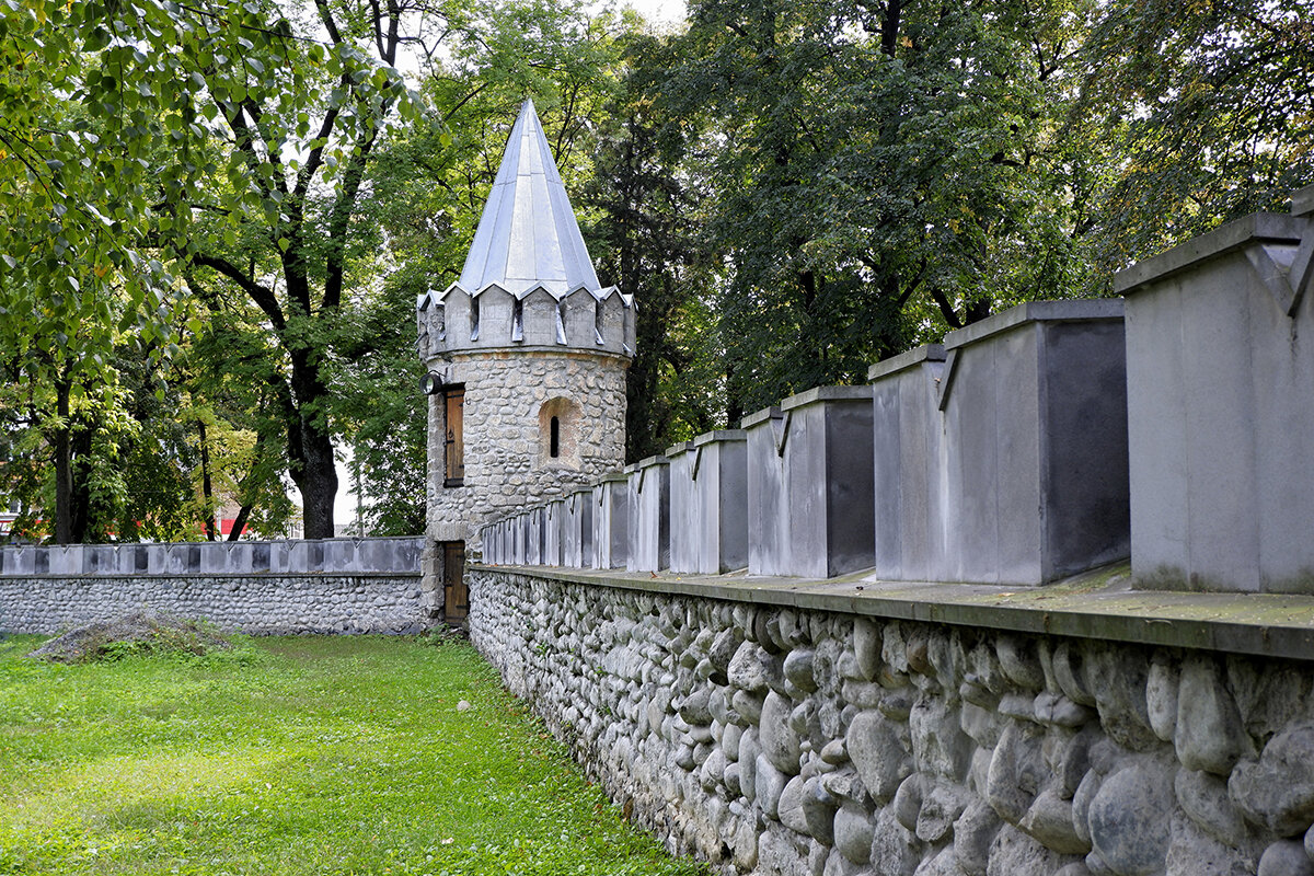Ограда Свято-Вознесенского собора - Александр 