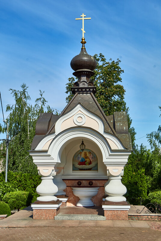Источник воды в Покровском монастыре Киева - Алексей Р.