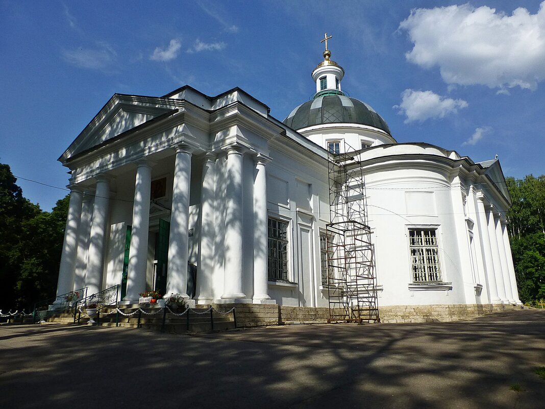 Казанская церковь. Усадьба Бобринских в Богородицке - Лидия Бусурина