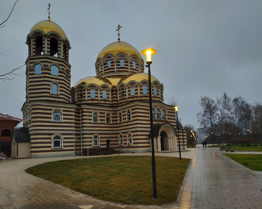 Новый храм - Андрей Лукьянов