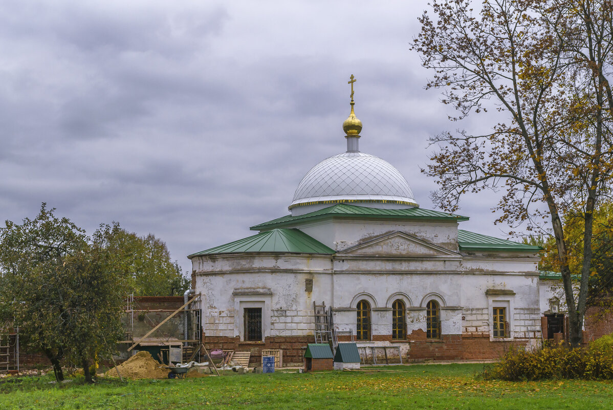 Церковь в честь св. архистратига Михаила - Сергей Цветков