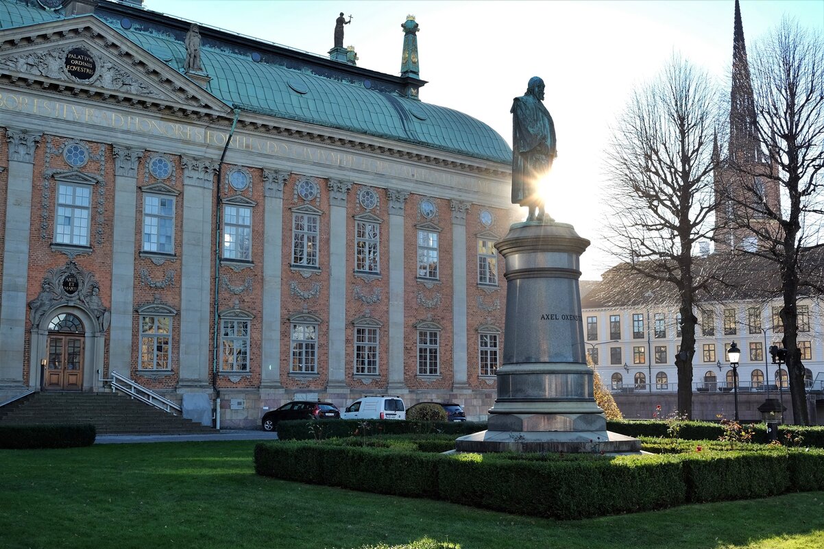 Стокгольм "Riddarhuset" Дворянское собрание  Рыцарский дом - wea *