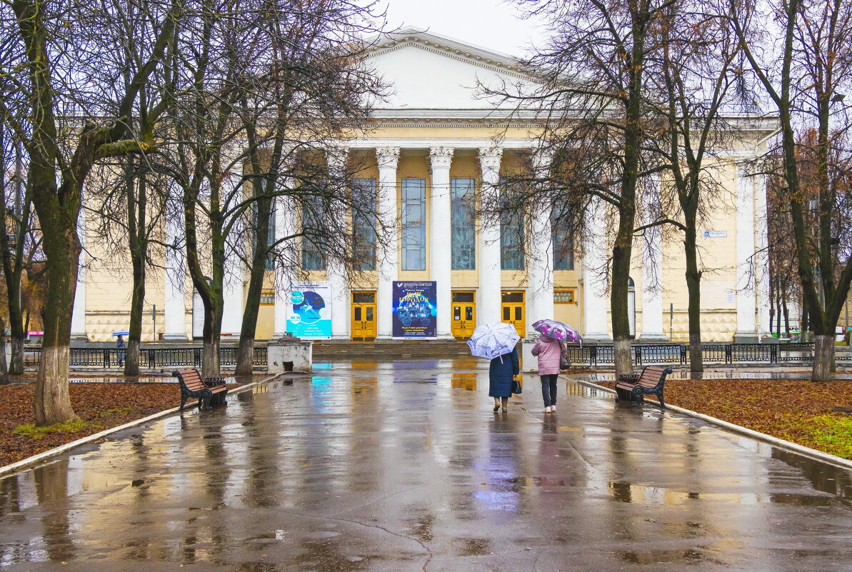 Дождь в городе - Галина Новинская