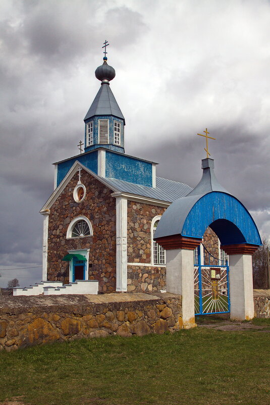 Православная церквушка в Католической глуши. - M Marikfoto