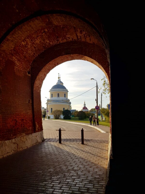 Вид из Пятницких ворот - Galina Solovova