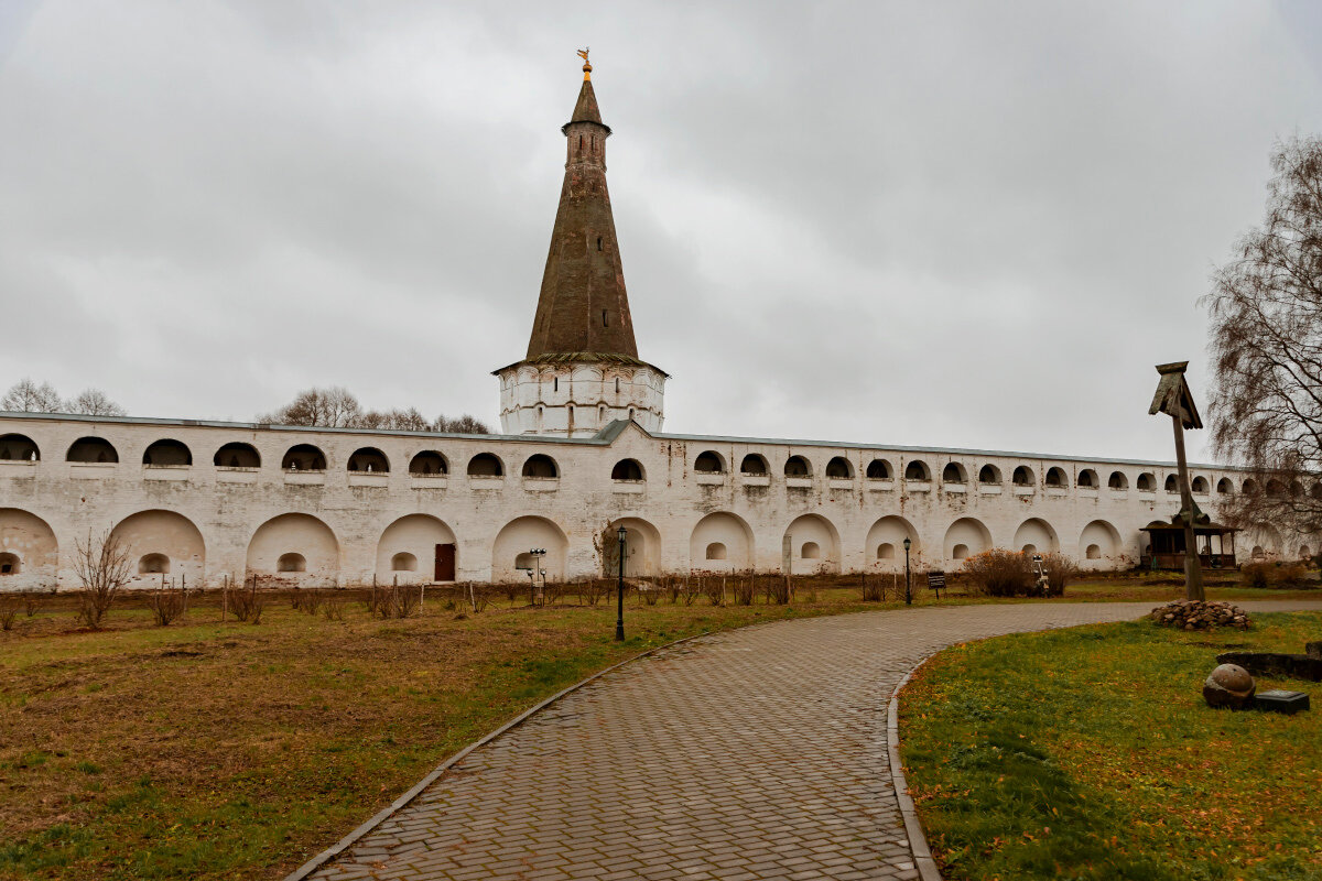 Дорожки монастыря - Александр 