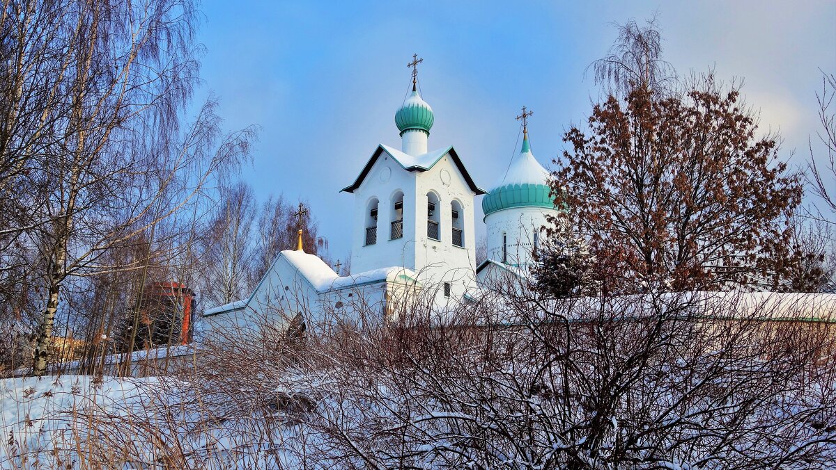 После праздников.Церковь-монастырь Святой иконы Сергия Радонежского... - Sergey Gordoff