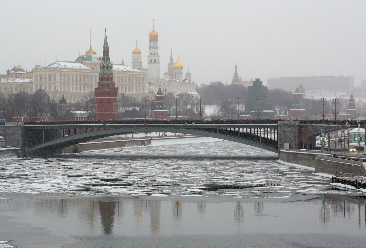 Москва - Михаил Бибичков