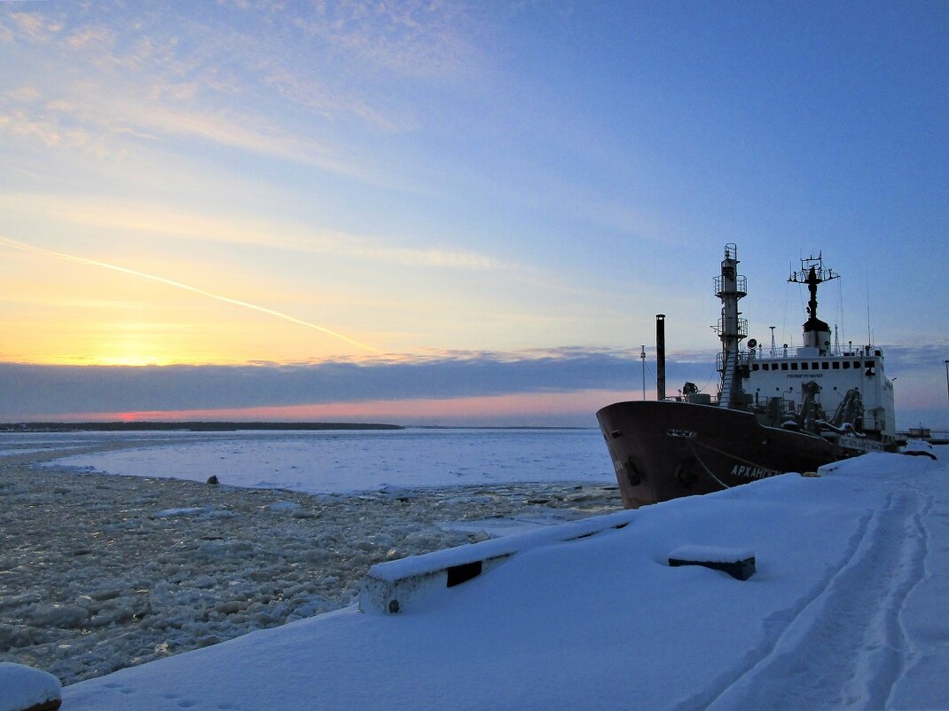Северная Двина — крупнейшая водная артерия русского Севера. - ЛЮДМИЛА 