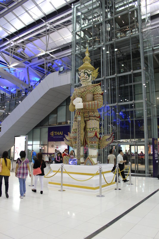 Аэропорт Суварнабхуми (Бангкок) - Владимир Шибинский