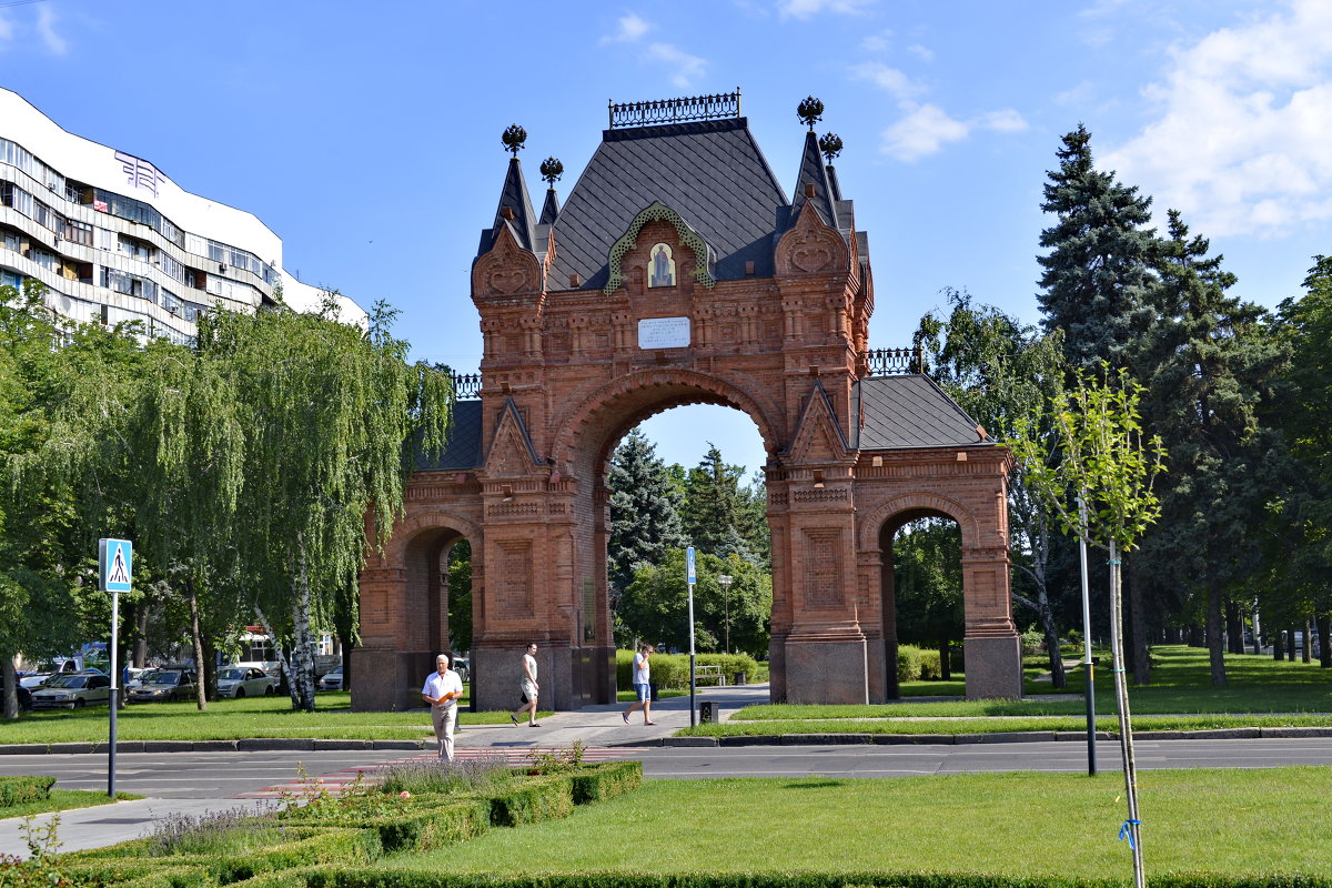 Триумфальная арка - Владимир Константинов