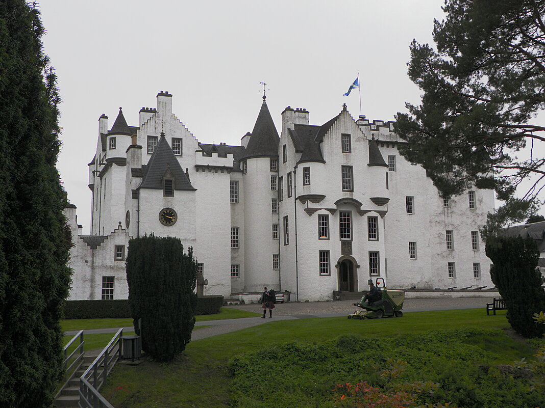 Blair Castle - Белый замок.  Клан Мюррей (Murray) - Галина 