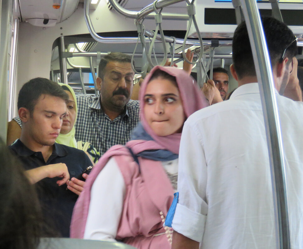 В трамвае Стамбула - ИРЭН@ .