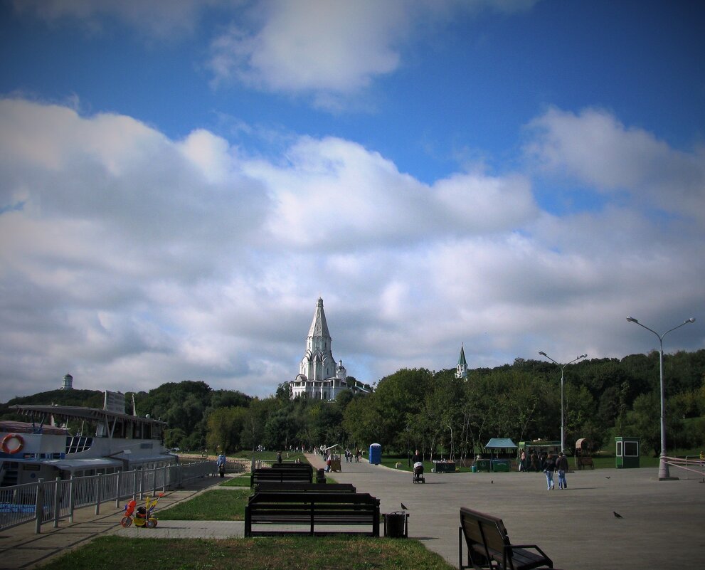 Москва. Парк Коломенское. - Владимир Драгунский