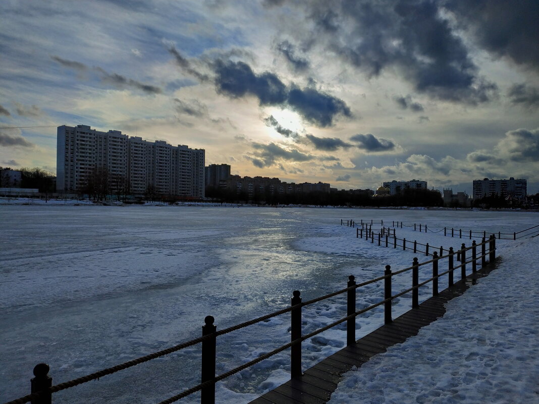 Городской пейзаж - Андрей Лукьянов