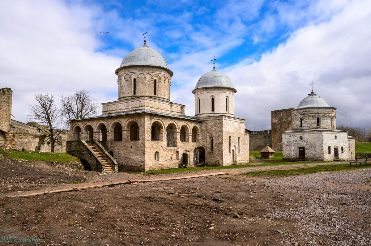 Успенская и Никольская церковь - Константин Шабалин