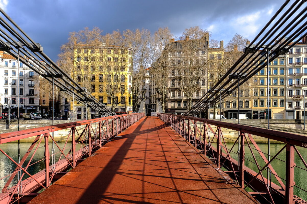 Пешеходный мост над рекой Сон (Saone) - Георгий А