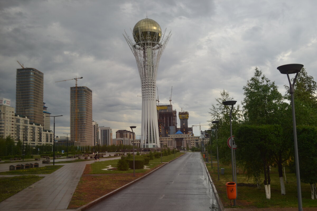 Астана... Байтерек - Андрей Хлопонин