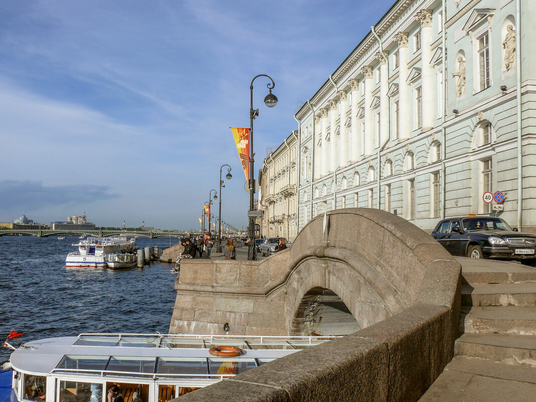 Эрмитажный театр, мост через Зимнюю канавку и Невский пейзаж - Стальбаум Юрий 