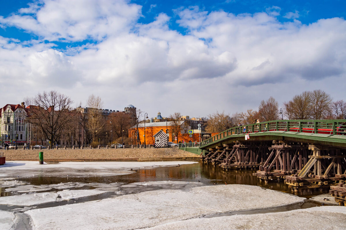 *** - Дмитрий Лупандин