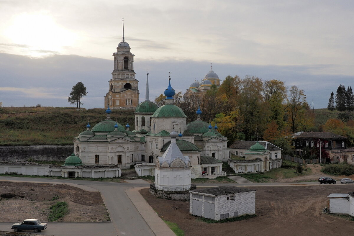 Вечером в г. Старица, Тверской области. - Евгений Седов