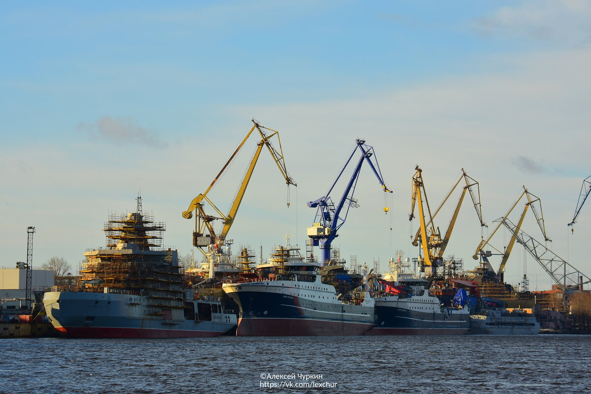 Строящаяся судна - Алексей Чуркин