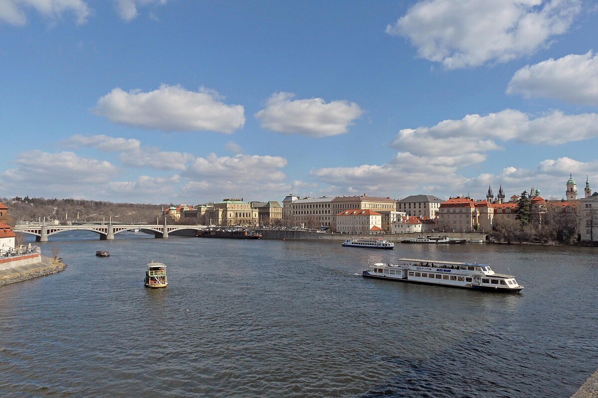 На реке Влтава. Прага - Любовь Зинченко 