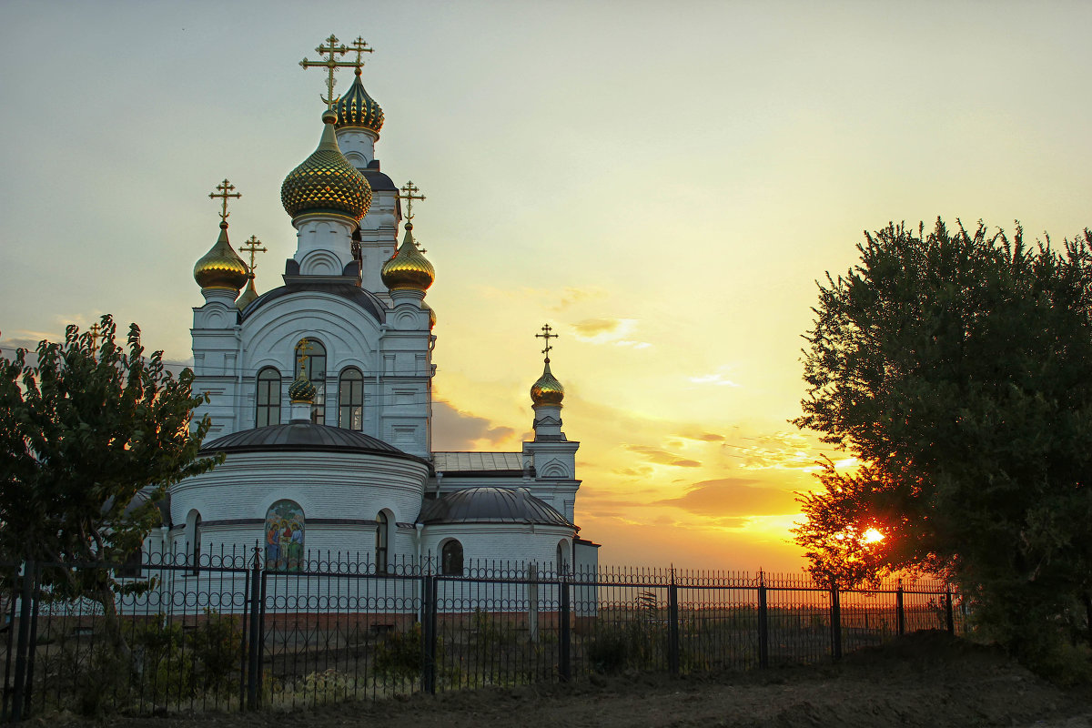 На закате дня - Олег Сонин