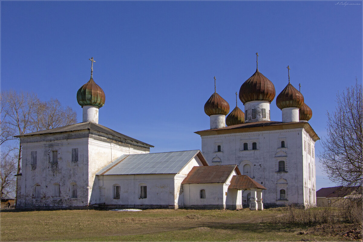 Благовещенская церковь и Никольская церковь. - Анастасия Северюхина