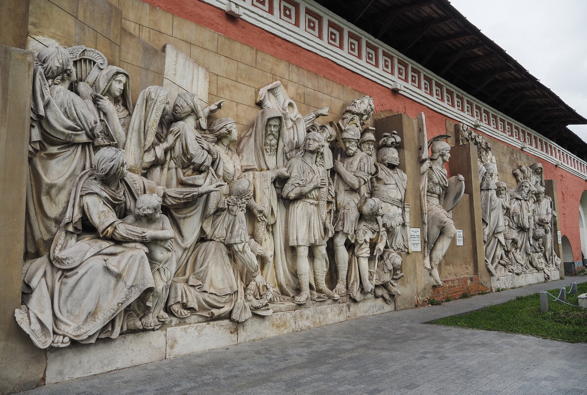 Фрагмент Оригенального Гарильефа Храма Христа Спасителя - юрий поляков