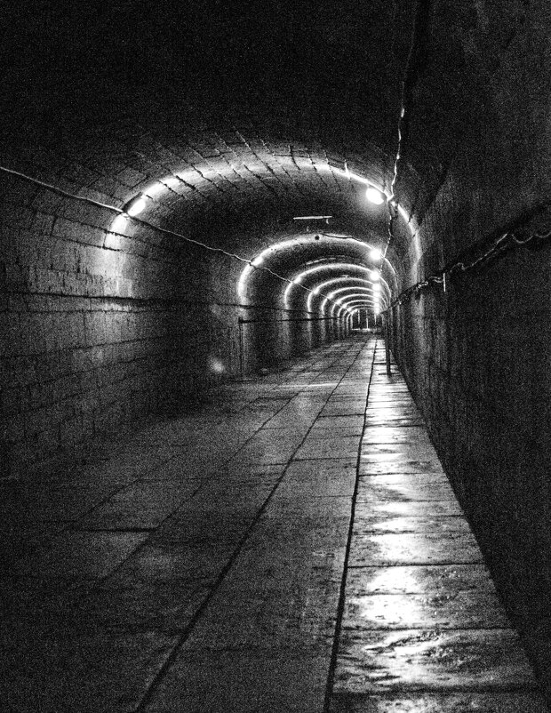 Подземный ход Гатчинского дворца - Игорь Свет