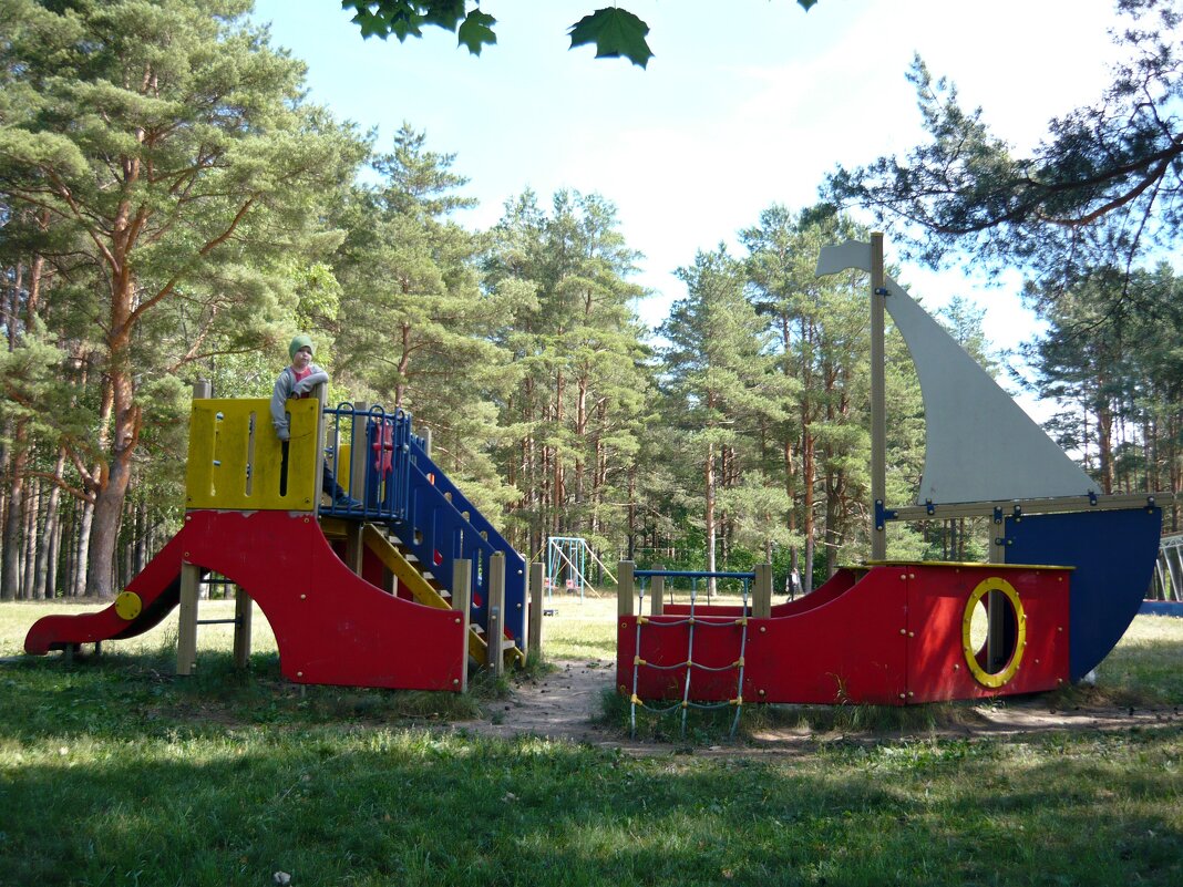 Детская площадка - Вера Щукина