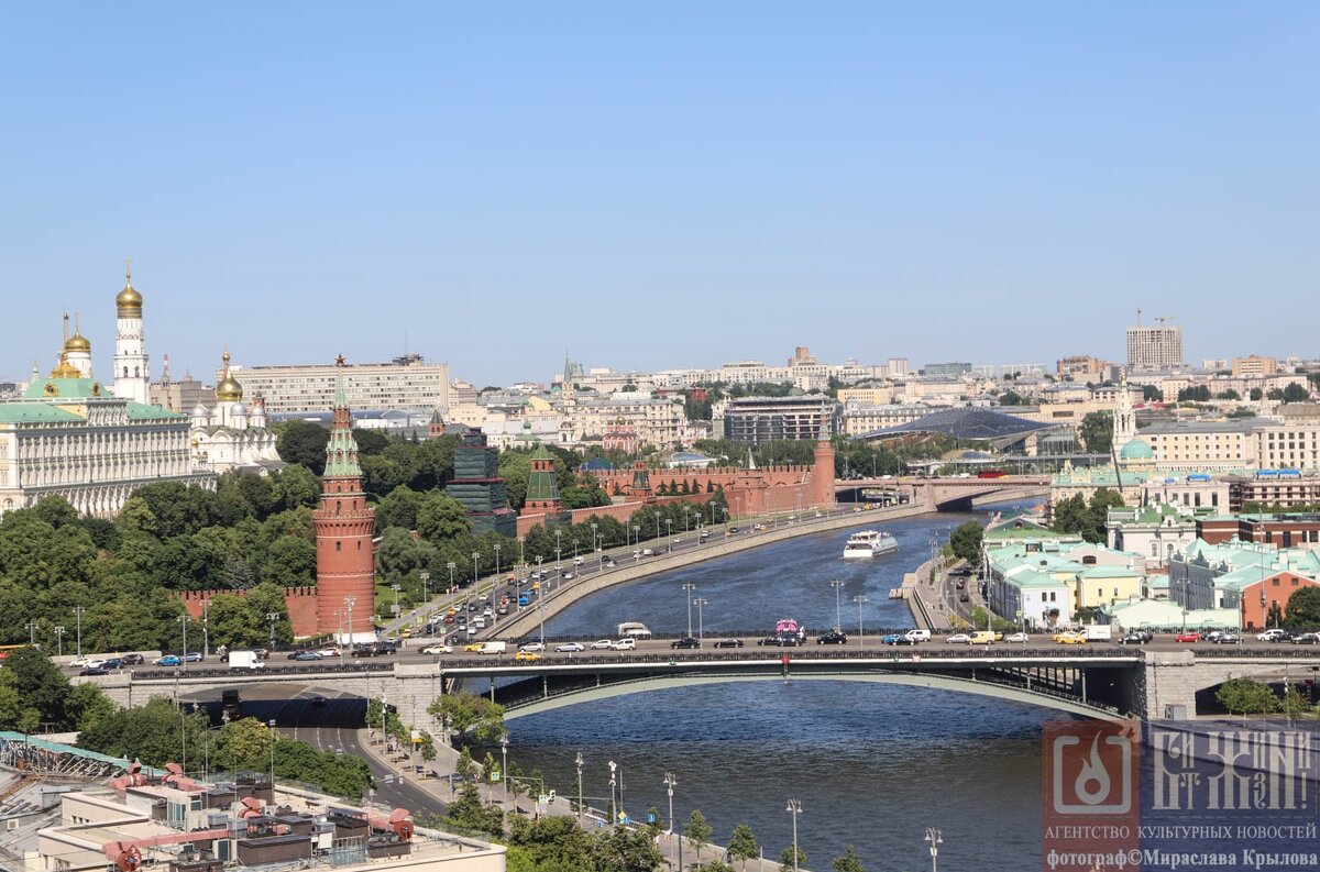 Прекрасная столица - Мираслава Крылова